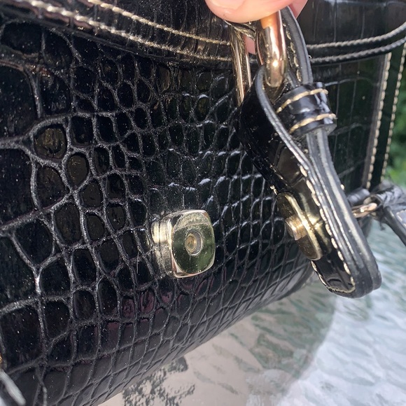 Liz Claiborne Faux Crocodile Leather Bag - Picture 5 of 17